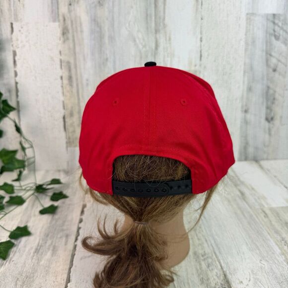 New Disney Parks Exclusive Pixar Incredibles Red Logo Baseball Hat NWT Snapback - Picture 3 of 8